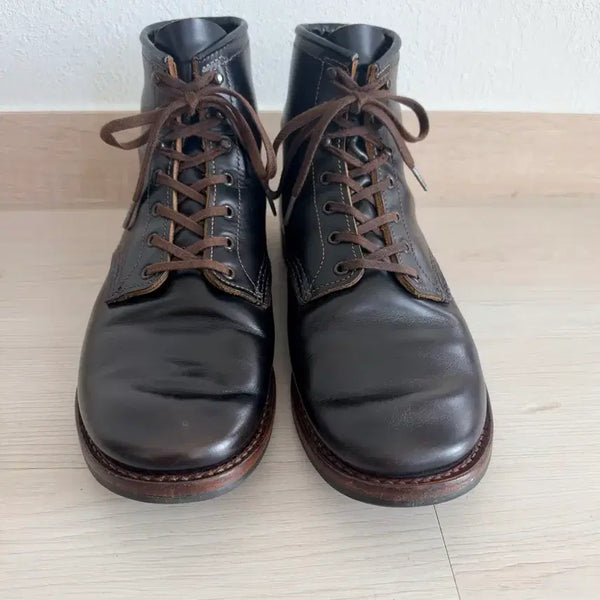[BUNJANG] Red Wing 9060 Flatbox Boots / 레드윙 9060 플랫박스 275