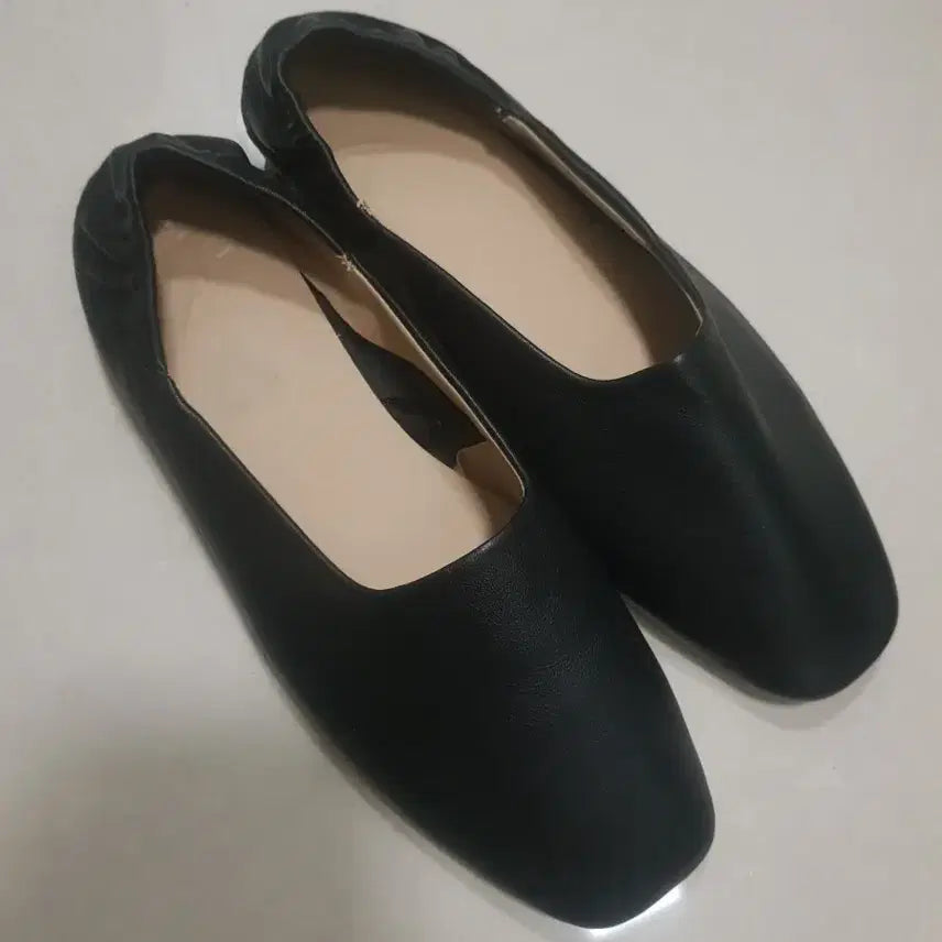 [BUNJANG] Miso Black Flat Shoes Size 235 / 미쏘 블랙 플랫슈즈 235