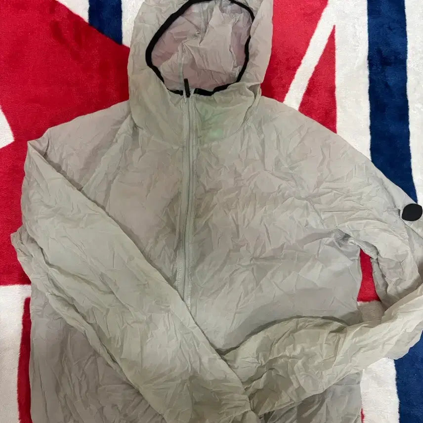 [BUNJANG] District Vision Ultralight Packable DWR Wind Jacket / 디스트릭트 비전 울트라라이트 패커블 DWR 윈드 자켓