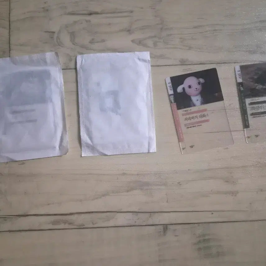 [BUNJANG] Minumsa Bookmarks Set / 미개봉 민음사 빵 책갈피 변신시골의사 늑대처럼 괴테와의 폭풍의 언덕