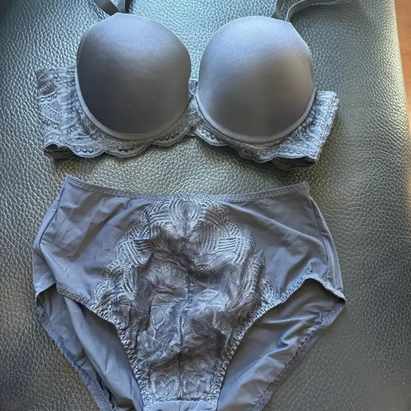 [BUNJANG] Triumph Bra and Panty Set / 트라이엄트 세트 75C 90 (새상품)