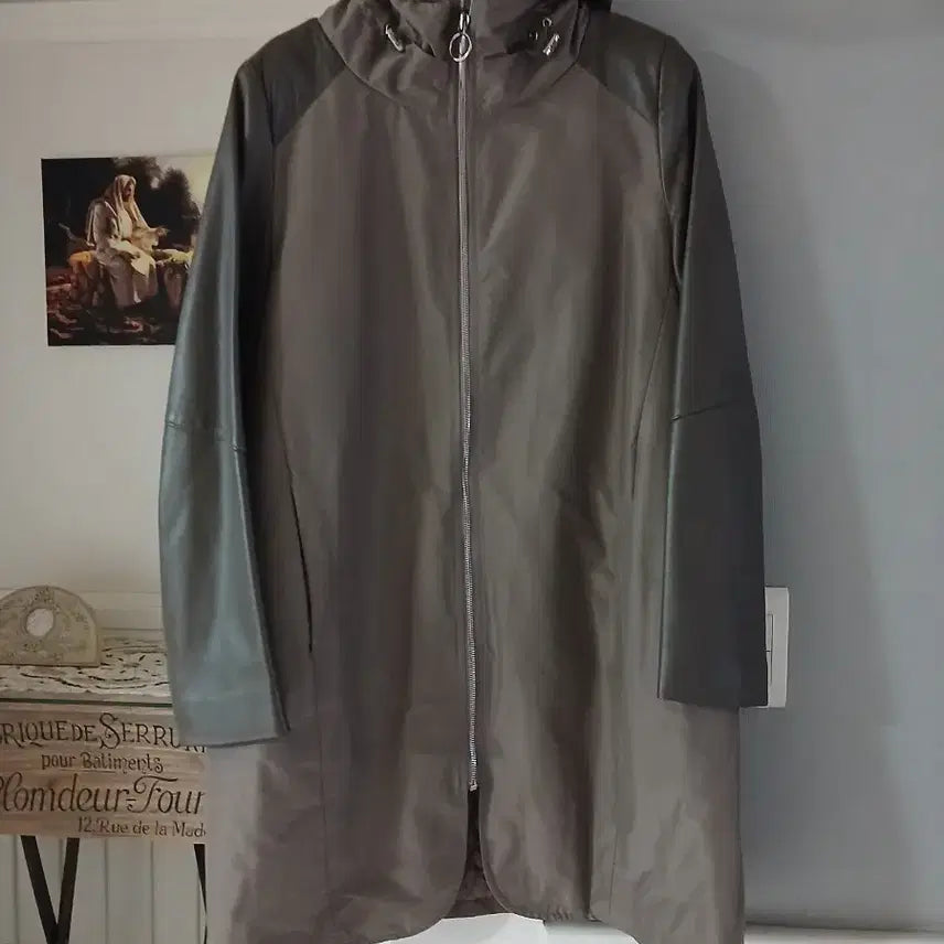 [BUNJANG] Riobel Leather Colorblock Coat Size 55 / 리오벨 가죽배색 코트55