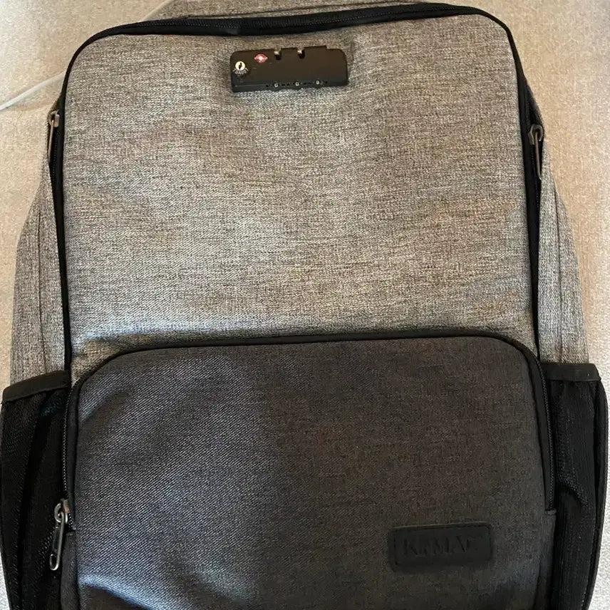[BUNJANG] Laptop Bag with Lock and 7 Pockets / 노트북 가방