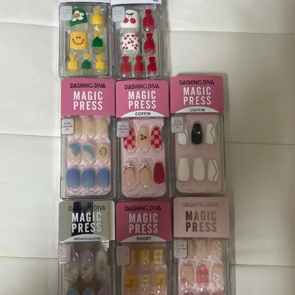 [BUNJANG] Dashing Diva Magic Press Nail Tips & Pedicure Set (Sealed) / 미개봉) 데싱디바 매직프레스 네일팁 페디