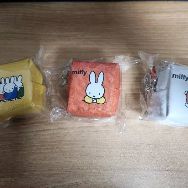 [BUNJANG] Miffy Mini Pouch Keychain (New) / (새제품) 미피 미니파우치 키링