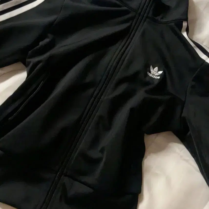 [BUNJANG] Adidas 3-Stripes Track Top Jacket Black / 아디다스 삼선 트랙탑 자켓 블랙