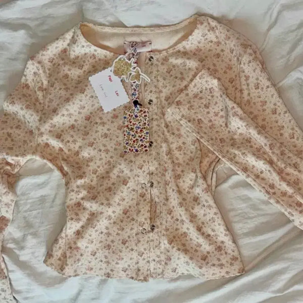 [BUNJANG] Papi Lav Flower Punching Cardigan Pink / Papi lav 파피라브 플라워 가디건 양도 꽃 빈티지 펀칭 핑크 브랜드