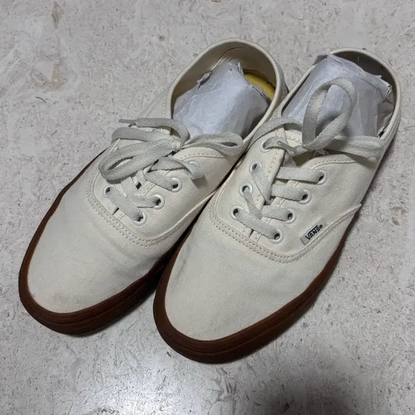 [BUNJANG] Vans Authentic Marshmallow Black Shoes / 반스 어센틱 마쉬멜로우 검 240mm