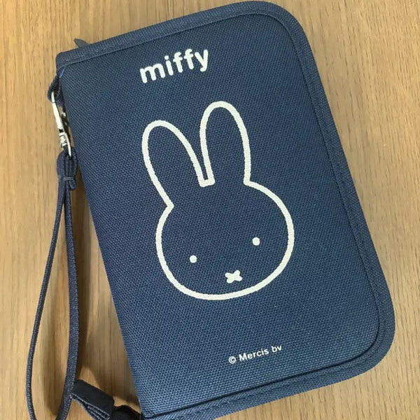 [BUNJANG] Miffy Passport Case Wallet / 미피 여권 케이스 지갑