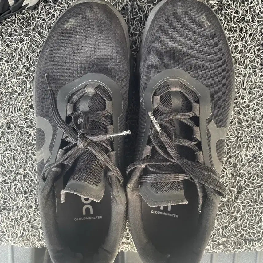 [BUNJANG] On Cloudmonster Black Running Shoes / 온 클라우드몬스터 블랙 운동화