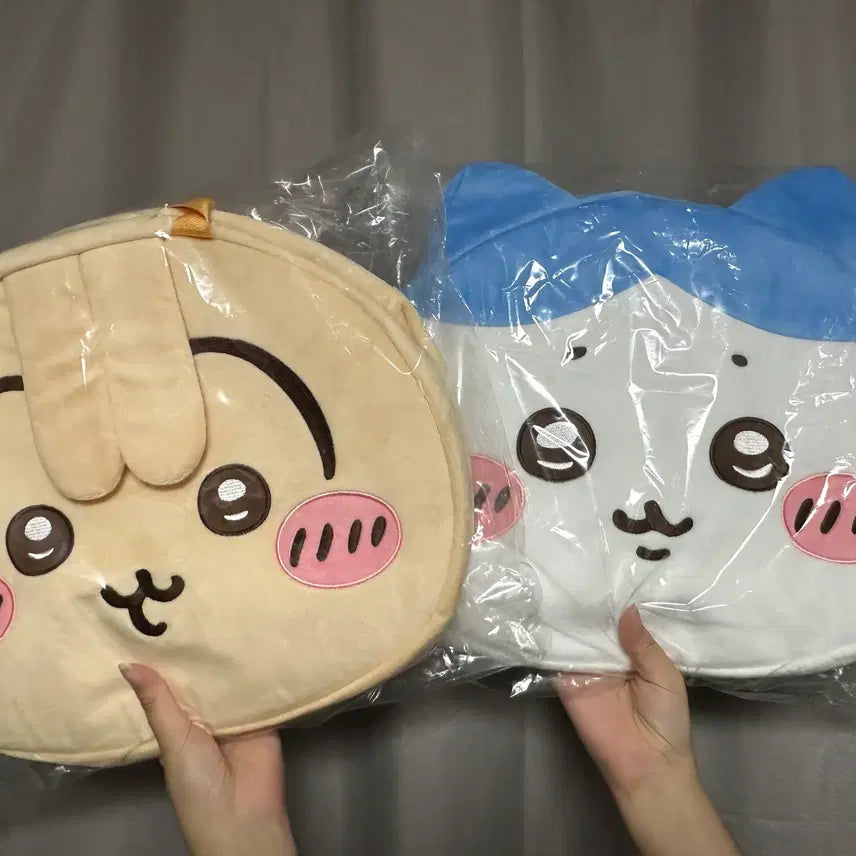 [BUNJANG] Chiikawa Usagi & Hachware Boston Bag Bundle (Sealed) / 먼작귀 보스턴백 (우사기, 하치와레) 일괄 판매