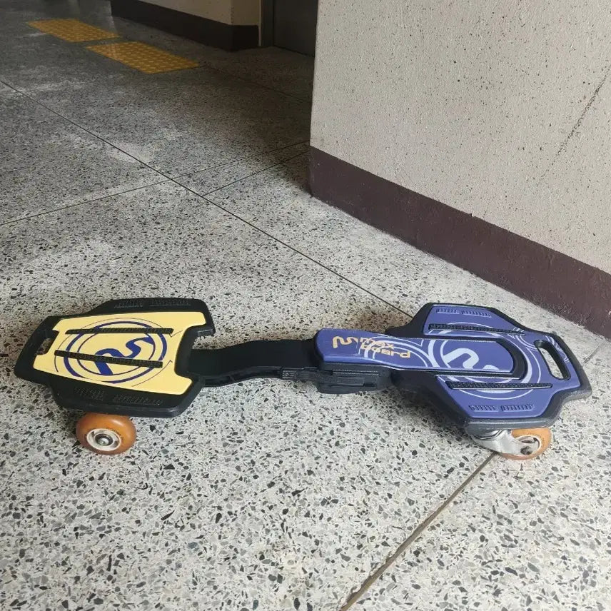[BUNJANG] LinoMax Skateboard / 리노맥스 스케이트 보드 얼마사용 안코 보관만해서 깨끗해요