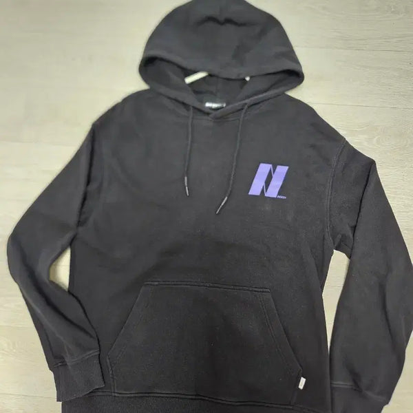 [BUNJANG] NERDY Black Logo Hoodie / NERDY 후드티