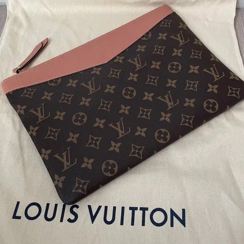 [BUNJANG] Louis Vuitton Daily Pouch / 루이비통 데일리파우치