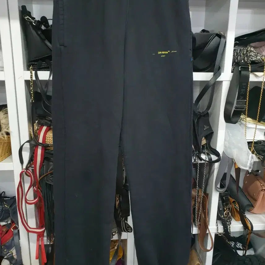 [BUNJANG] Off-White Jogger Pants - Size S / 오프화이트 조거팬츠 S