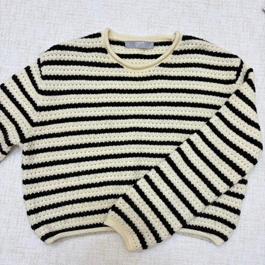 [BUNJANG] 8 Seconds Stripe Knit Sweater / 에잇세컨즈 스트라이프 니트