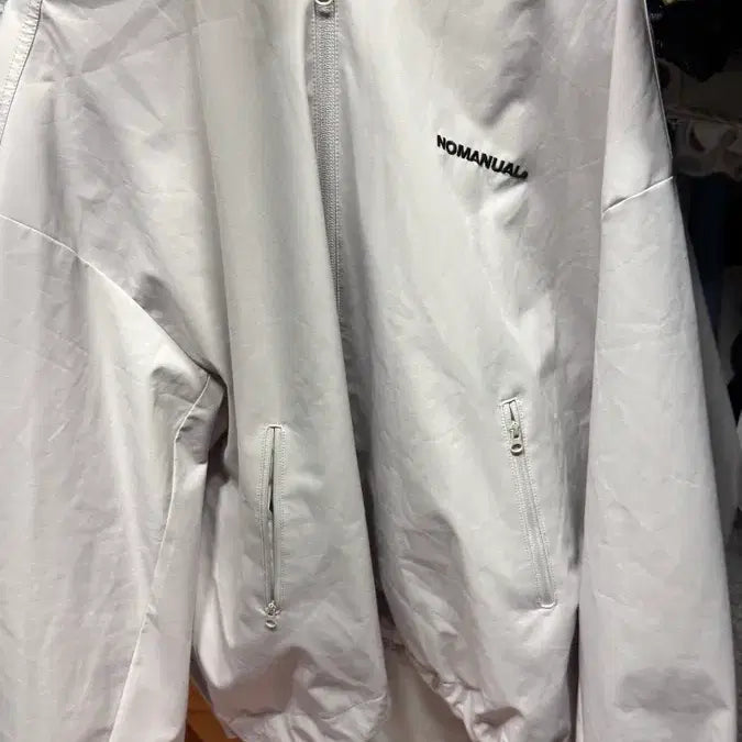 [BUNJANG] Nomenuual Windbreaker Jacket / A급 노메뉴얼 바람막이