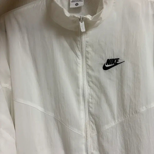 [BUNJANG] Nike Windrunner Jacket / 나이키 윈드러너 바람막이