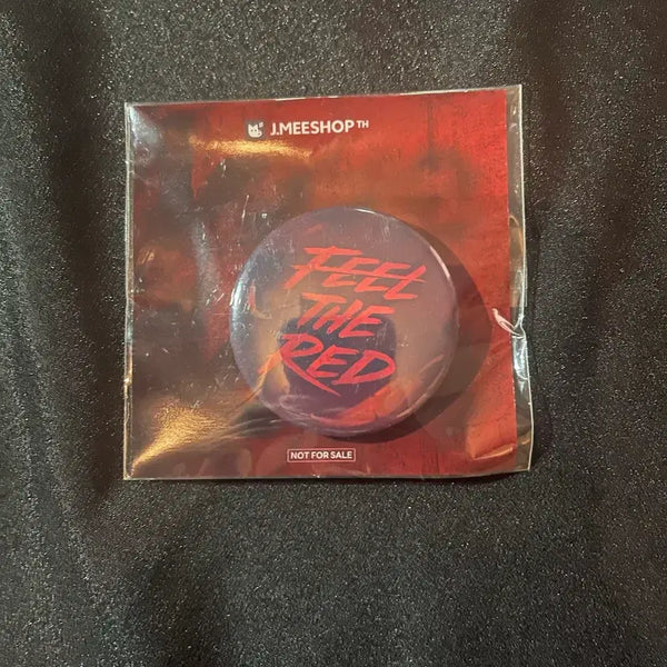 [BUNJANG] Red Velvet Can Badge / Feel the red캔뱃지 낱개 판매합니다. 캔뱃지 재질 특성상 기본적으로 공정상 하자(잔기스, 뒷면 미세한 녹 등 출고 하자)가 있을 수 있으니, 상태에 예