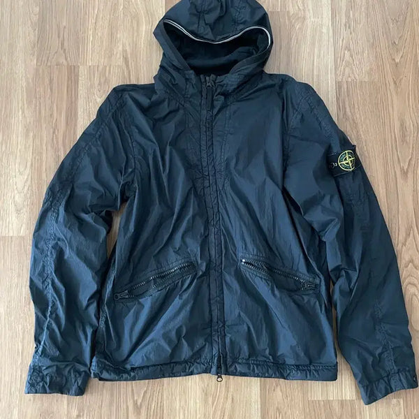 [BUNJANG] Stone Island Crinkled Nylon Jacket / 스톤아일랜드 크링클랩스 바람막이