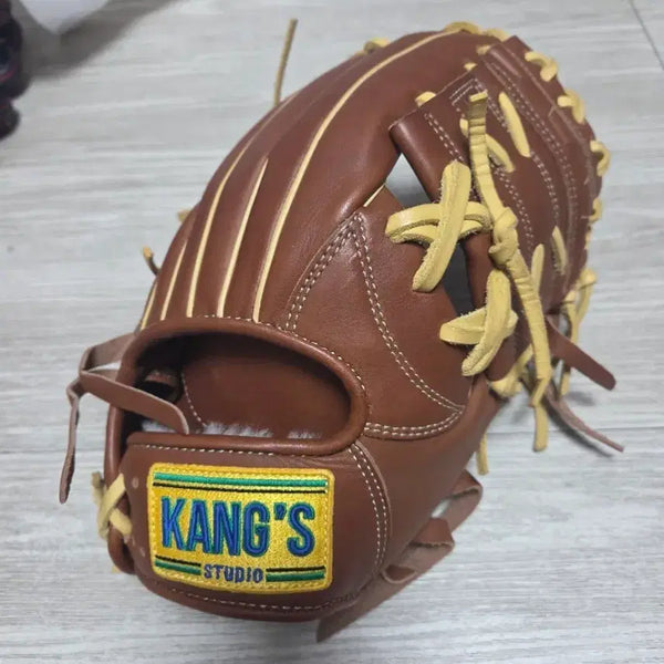 [BUNJANG] KANG'S STUDIO Baseball Glove Brown / KANG'S STUDIO 야구 글러브 브라운