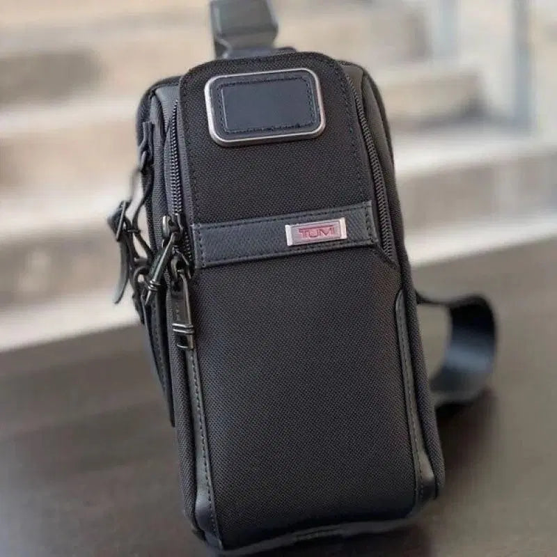 [BUNJANG] TUMI Alpha 3 Compact Sling Bag / 투미 알파 3. 크로스백 블랙
