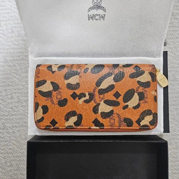 [BUNJANG] MCM Bifold Wallet New / 정품 mcm 중지갑 새상품