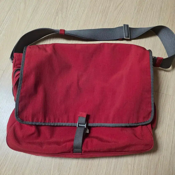 [BUNJANG] Prada Red Nylon Messenger Bag / 프라다 레드 나일론 메신저백
