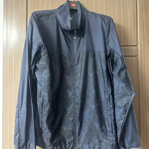[BUNJANG] The North Face Navy Pattern Windbreaker Jacket / 노스페이스 바람막이 자켓 네이비 패턴 95 m