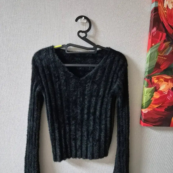 [BUNJANG] Black Angora V-Neck Knit / 블랙 앙고라 브이넥 니트