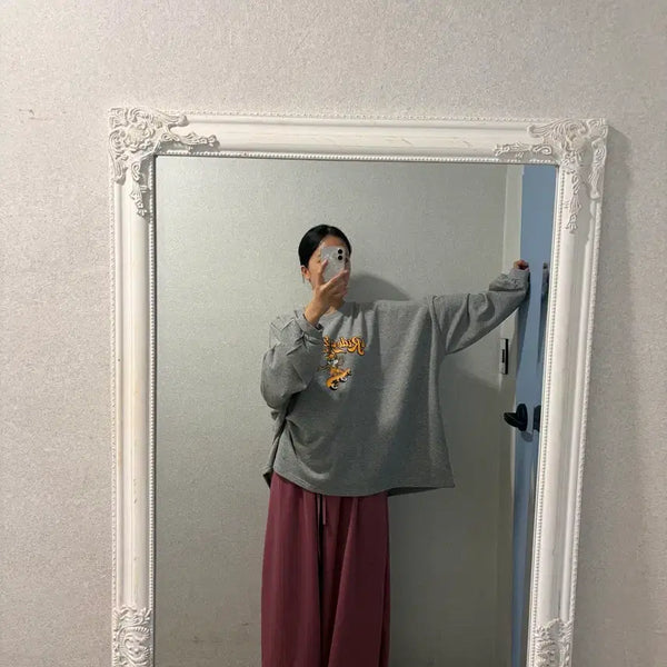 [BUNJANG] Rabbit Graphic Oversized Sweatshirt / 새상품 토끼 보드 루즈핏 맨투맨 티셔츠 빅사이즈 임부복 가능 55-88