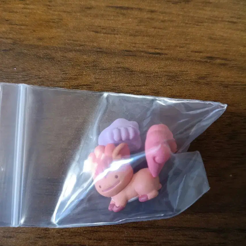 [BUNJANG] Ditto & Vulpix Transforming Figure Set / 변신 메타몽 식스테일 피규어