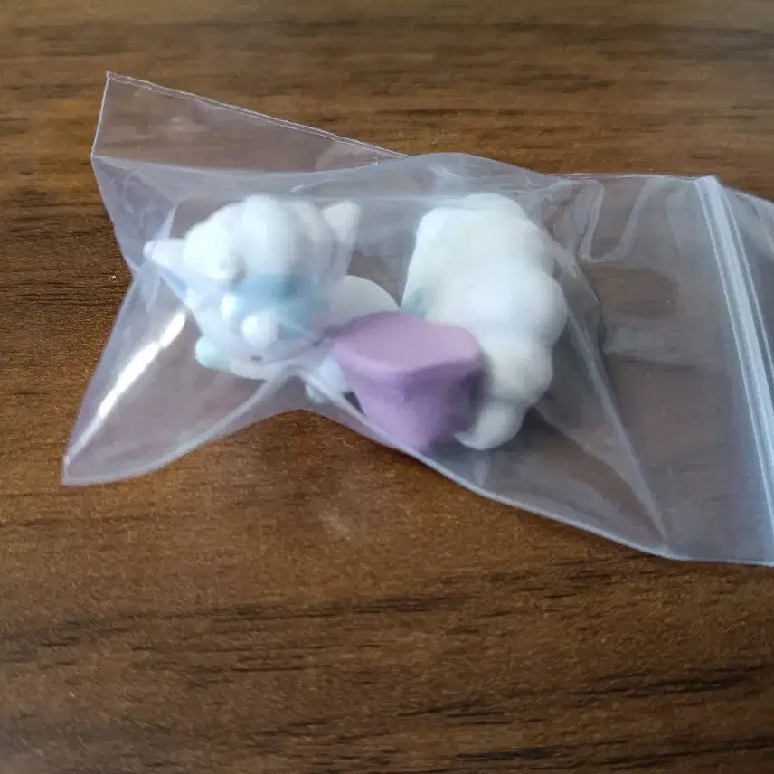 [BUNJANG] Ditto Alolan Vulpix Transformation Figure / 변신 메타몽 알로라 식스테일 피규어