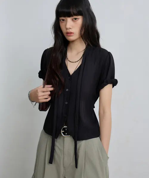 [EUGGEN] SOFT TIE BUTTON BLOUSE_BLACK / 소프트 타이 버튼 블라우스_블랙