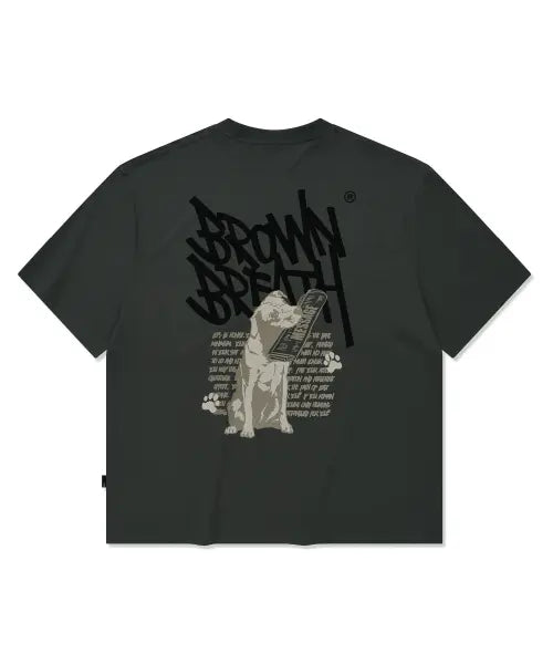 [BROWNBREATH] DELIVERY TAG TEE - CHARCOAL