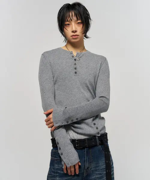 [SCHISM INDUCING] BUTTON SLIT HENLEY KNIT GREY