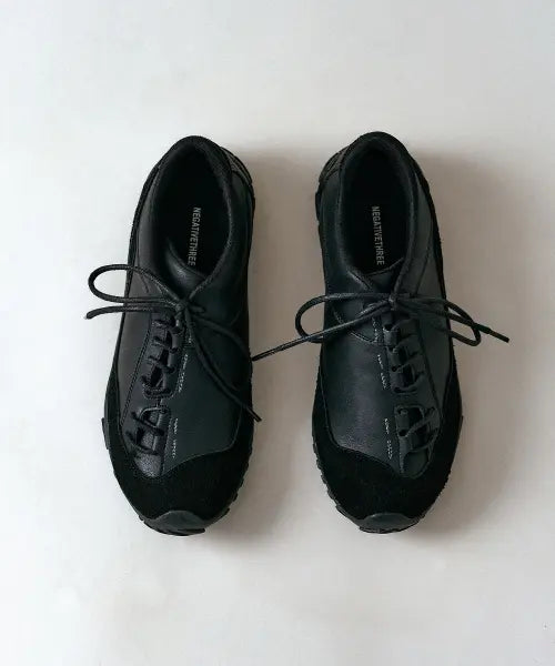 [NEGATIVE THREE] Curved Lace No.2 Sneakers_Black