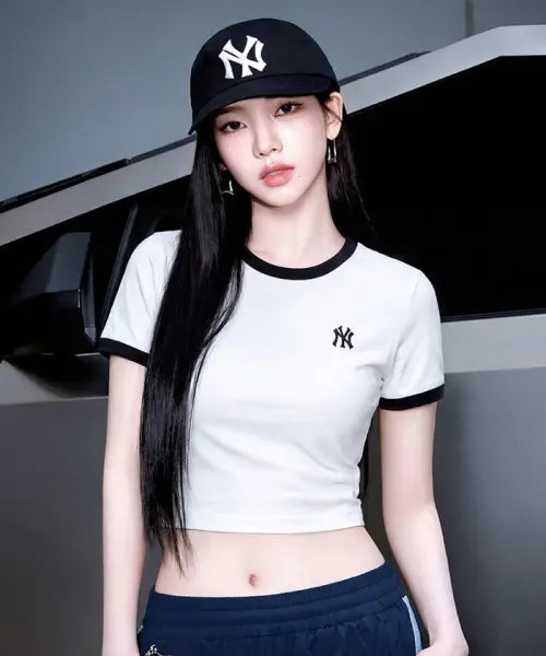 [MLB] WOMENS BASIC SMALL LOGO RINGER T-SHIRTS / 여성 베이직 스몰로고 링거 티셔츠 NY (White)