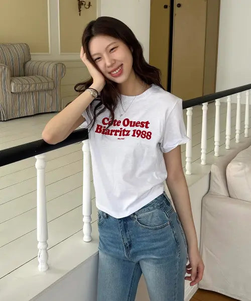 [PLAC WOMEN] Graphic Lettering T-Shirt 2 Colors / 그래픽 레터링 티셔츠 2colors