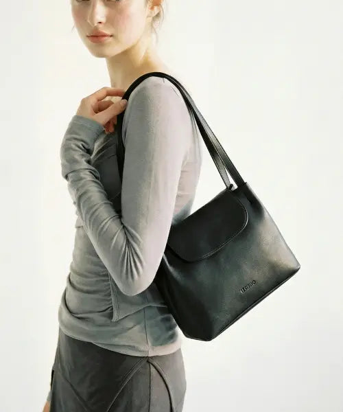 [LENEORO] MATTE FINI TOTE SHOULDER BAG (5COLOR) / 매트 피니 토트 숄더백 (5색상)