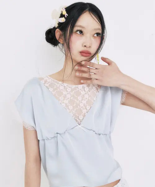 [YOUHEE] RIBBON LACE SHIRRING BLOUSE LIGHT BLUE / RIBBON LACE SHIRRING BLOUSE LIGHT_BLUE