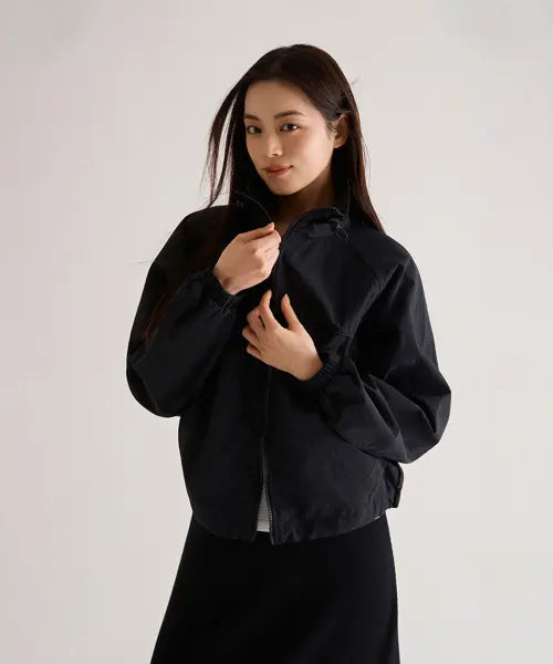 [SPAO] UV Cut Semi Crop Windbreaker / [UV차단] 세미 크롭 윈드브레이커_SPJJG24G01