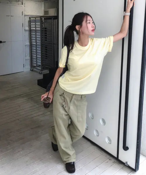 [NATIONALGEOGRAPHIC] Supima Semi-Oversized Short Sleeve T-Shirt Pale Yellow / 수피마 세미오버핏 반팔 티셔츠 PALE YELLOW