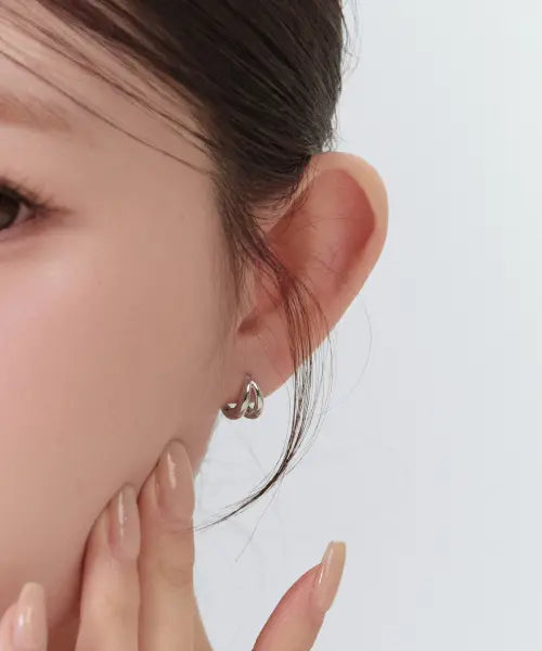 [goldndear] 14KGF Simple Two-Ring Two-Line One-Touch Earrings / 14KGF 심플 투링 투라인 원터치 귀걸이