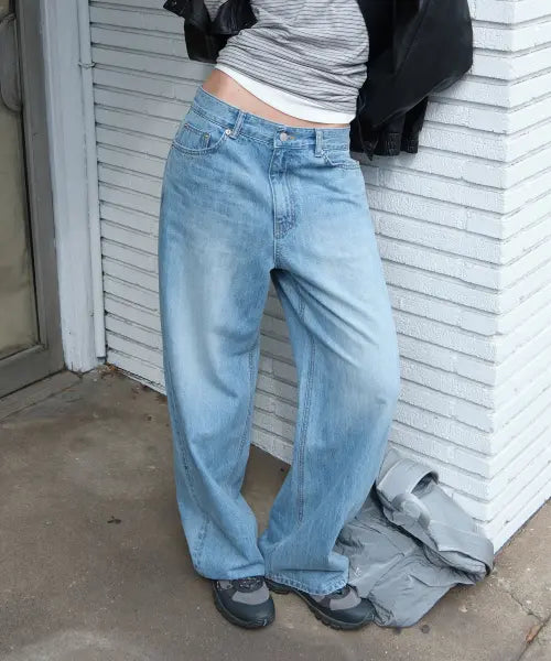 [LOW CLASSIC] RELAXED LOOSE-FIT JEANS_LIGHT BLUE [LC267PT22LU]
