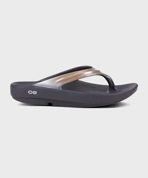 [OOFOS] [Oolala] Unisex Bronze Flip-Flops / [Oolala] 브론즈 남여공용 플립플랍