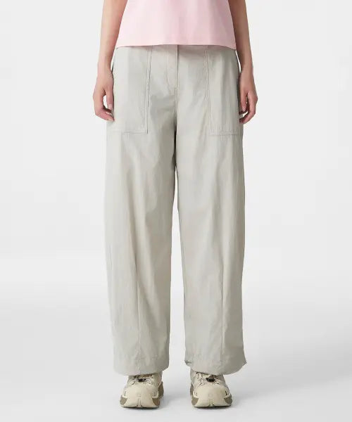 [KOLON SPORT] Women's Day Pack Wide Fit Pants TVPNM26692LBE / 여성 데이팩 와이드핏 팬츠 TVPNM26692LBE