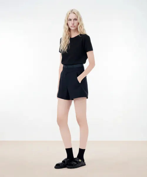 [NORMOR] TIMELESS SHORTS NAVY / 타임리스 쇼츠 네이비