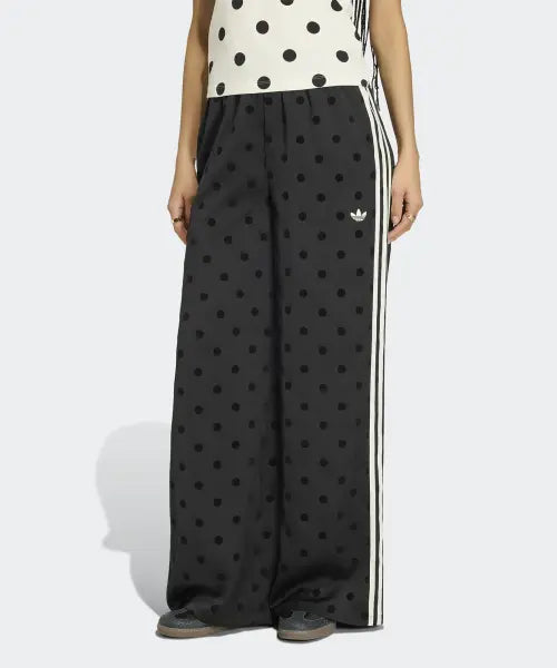 [ADIDAS] WIDE LEG PANTS      BLACK / 새틴 폴카 닷 와이드 레그 팬츠 - 블랙 / KV1169