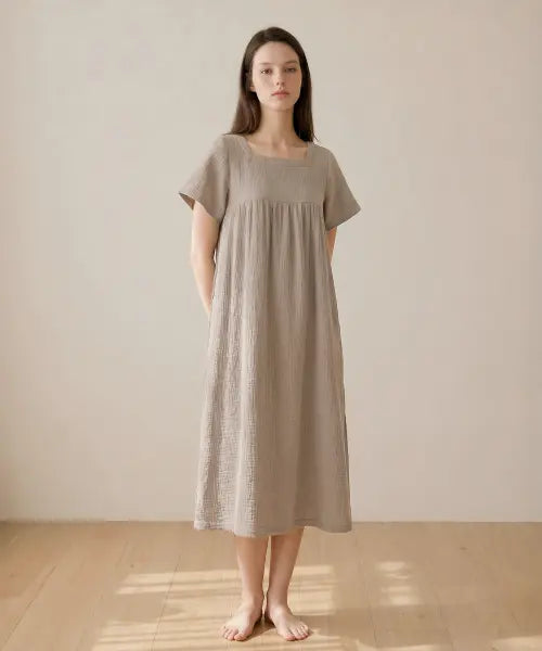 [BOIL HOUSE] Airy Cotton Shirring Long One Piece (etoupe)